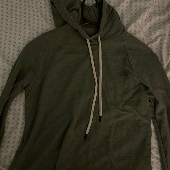 North face green pullover - Picture 1 of 4
